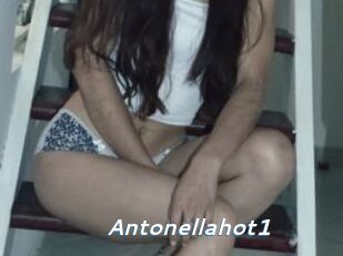 Antonellahot1