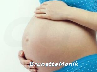 BrunetteMonik