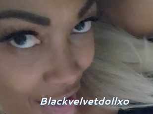 Blackvelvetdollxo