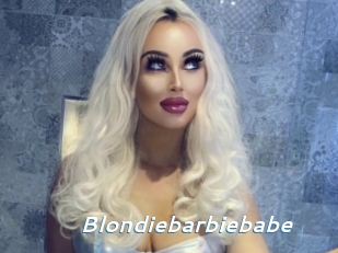 Blondiebarbiebabe