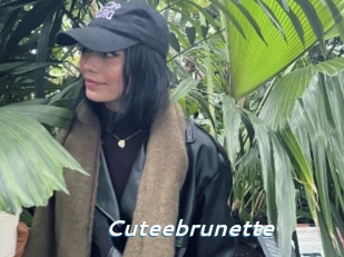 Cuteebrunette