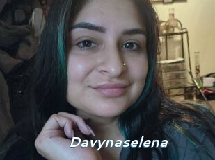 Davynaselena