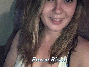Eevee_Riske
