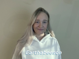 Earthabeeson