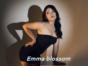 Emma_blossom