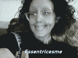 Essentricesme