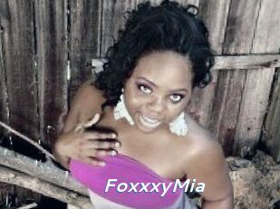 FoxxxyMia