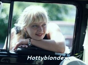 Hottyblondexx