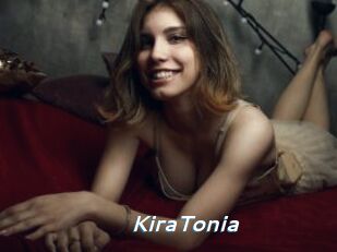 KiraTonia