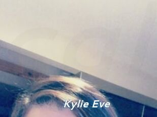 Kylie_Eve