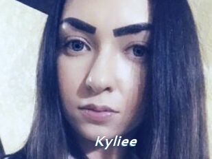Kyliee_
