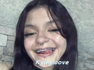 Kylie_loove