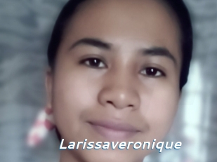 Larissaveronique