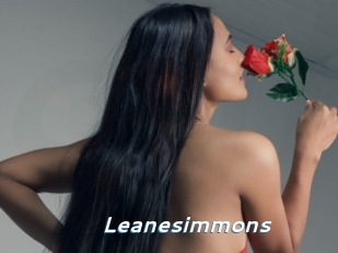 Leanesimmons