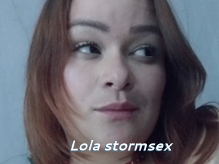 Lola_stormsex
