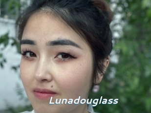 Lunadouglass