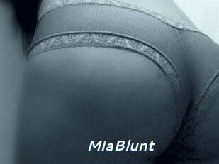 MiaBlunt