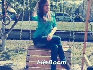 MiaBoom Camgirls Live