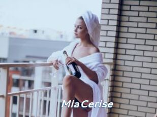 MiaCerise