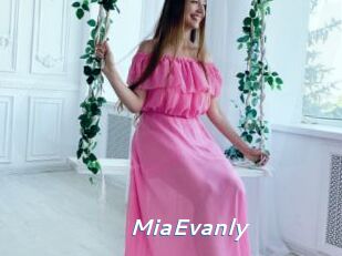 MiaEvanly