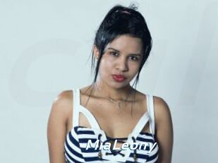 MiaLeony