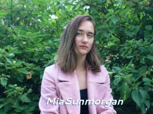 MiaSunmorgan