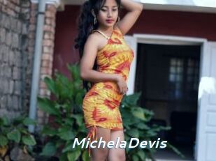 MichelaDevis
