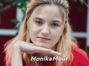 MonikaMour