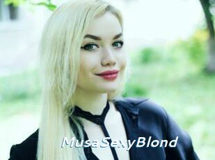 MusaSexyBlond