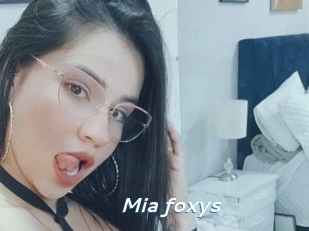 Mia_foxys
