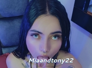 Miaandtony22