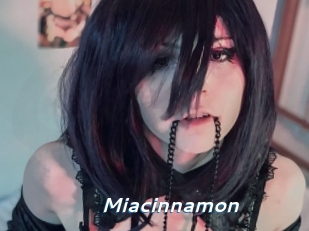 miacinnamon Camgirls Live