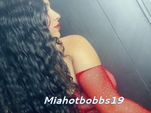 Miahotbobbs19
