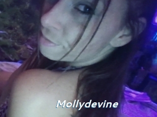 Mollydevine
