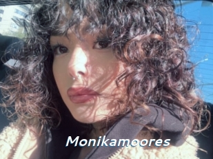 Monikamoores