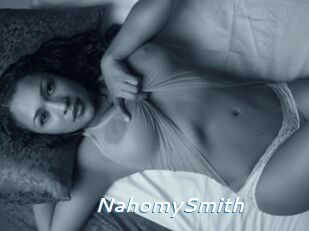 NahomySmith
