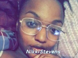 Nikki_Stevens