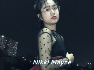 Nikki_Mayze