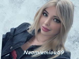 Naomiemiou69