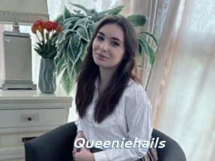 Queeniehails