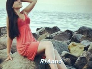 Ri_Anna