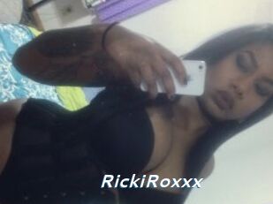 RickiRoxxx