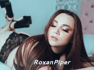 RoxanPiper Camgirls Live