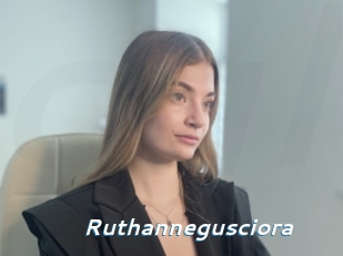 Ruthannegusciora