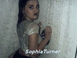 Sophia_Turner