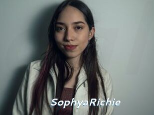 SophyaRichie