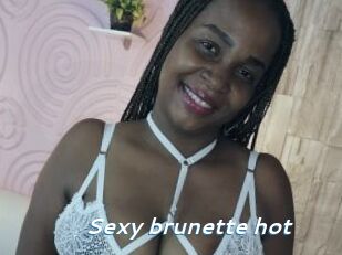 Sexy_brunette_hot