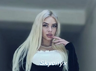 Skyonyx