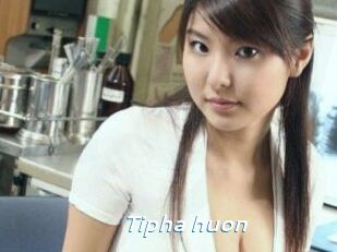 Tipha_huon