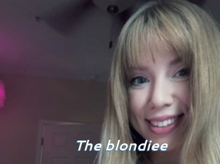 The_blondiee